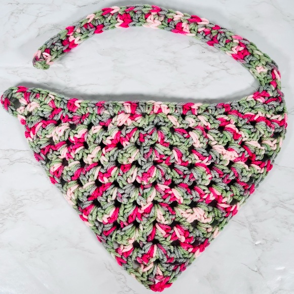 Crochet Pet Bandana With Matching Bag Holder Size Medium / Large - Picture 2 of 14